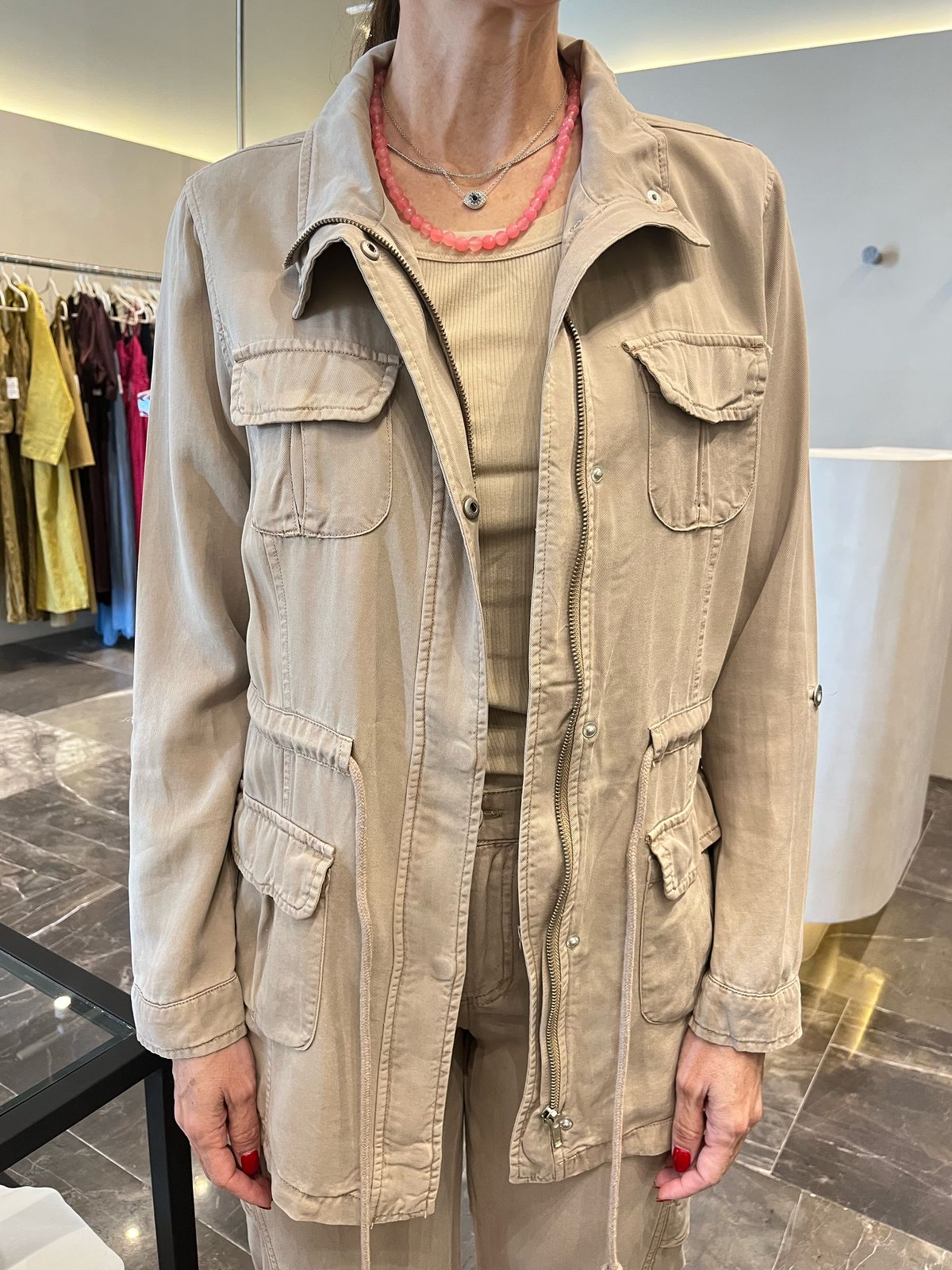 SET ANORAK JACKET AND HIGH RISE ANKLE WIDE CARGO PANTS