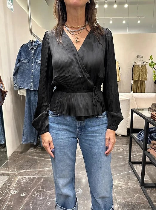 BLUSA SEDA CUELLO V CON AMARRE DE LADO