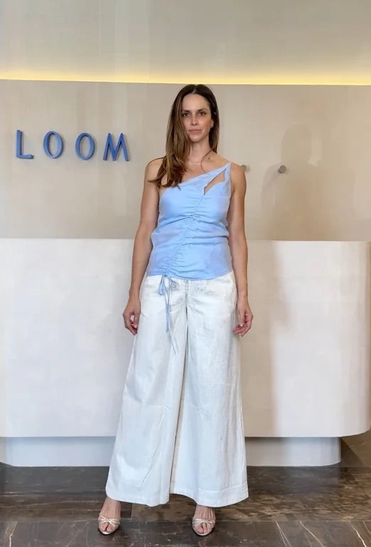BLUSA ASIMÉTRICA LIGHT BLUE