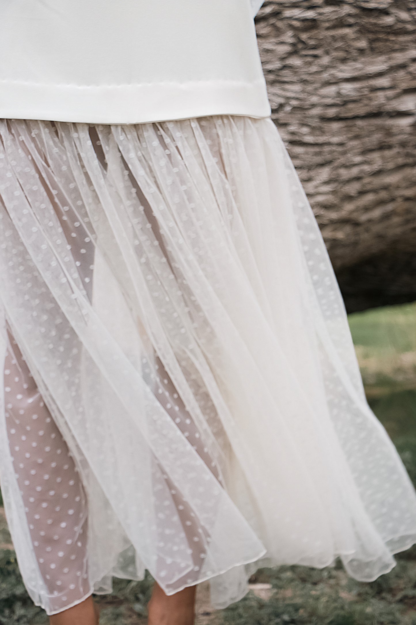 VESTIDO CON POLKA TUL