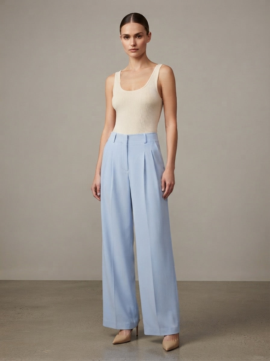 PANTALÓN DE VESTIR CON PINZAS