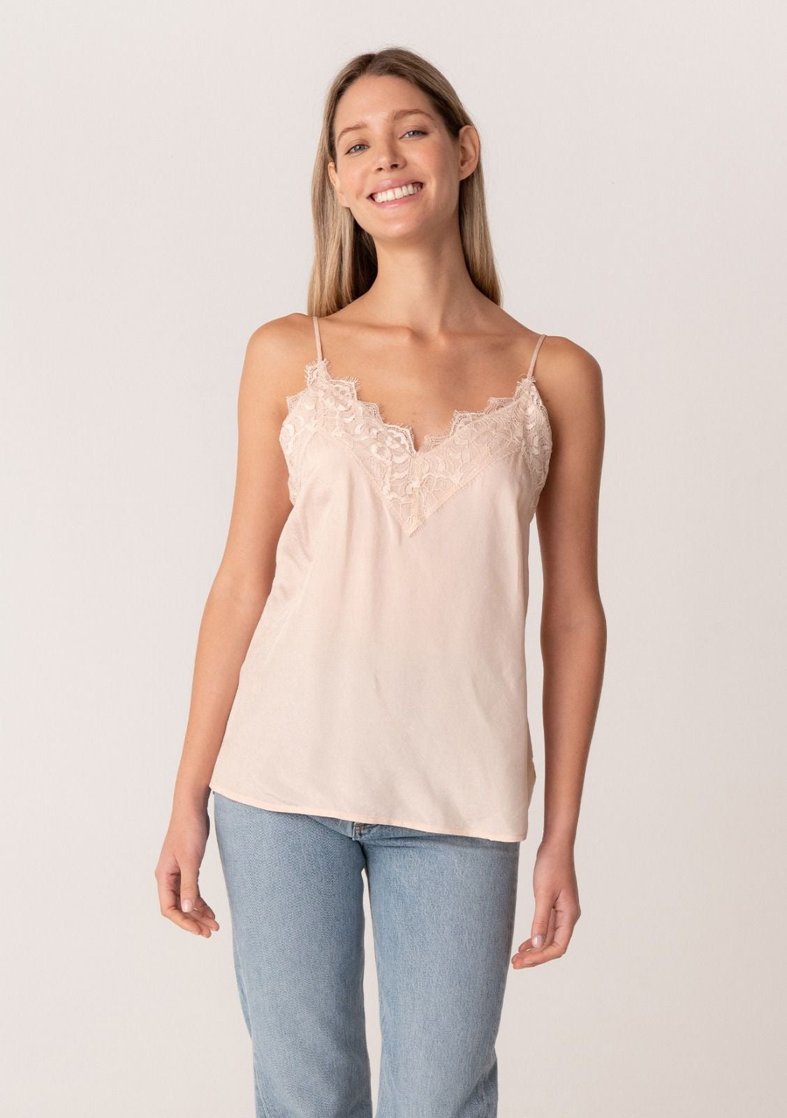 CAMI TOP CON ENCAJE LIGHT PEACH