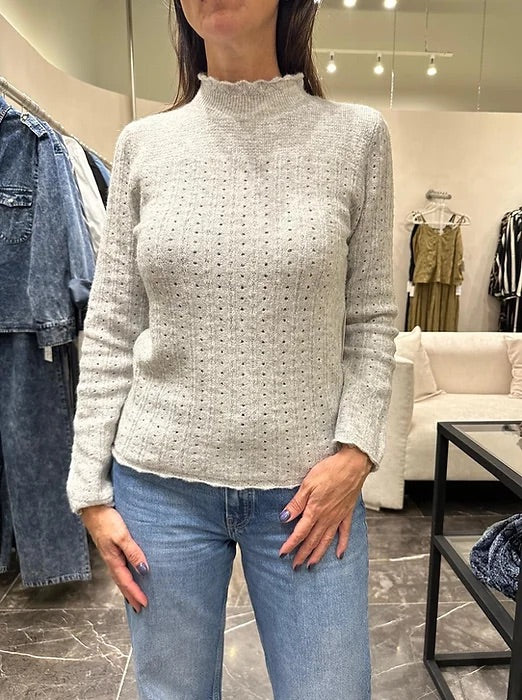 SWEATER GRIS DELGADO