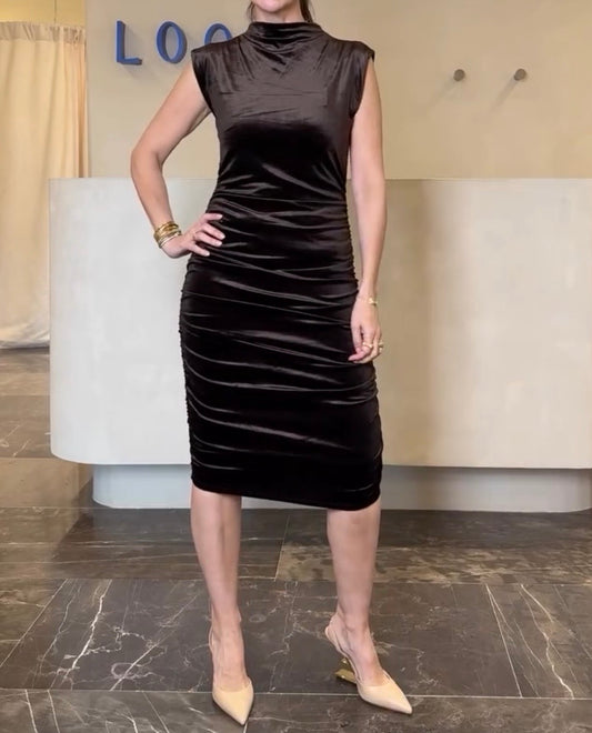VESTIDO VELVET ESPRESSO