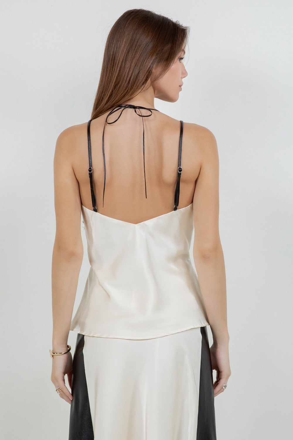 SATIN TANK TOP CON DETALLE DE PIEL VEGANA