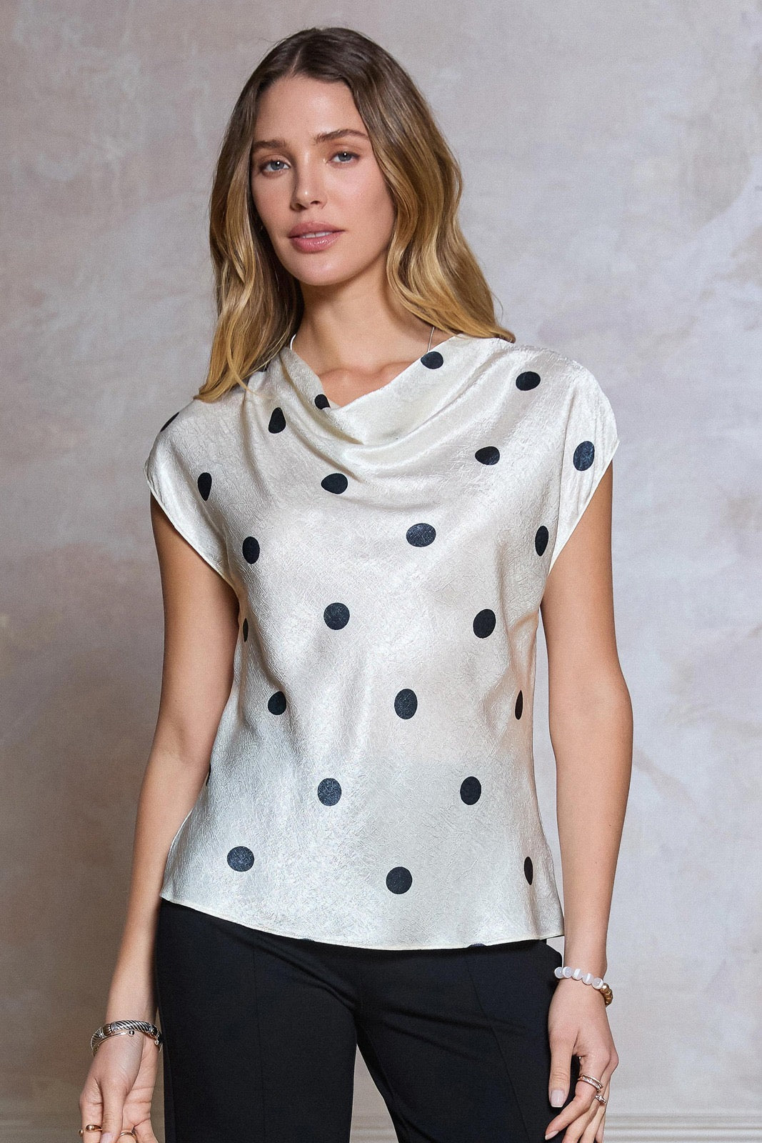 BLUSA POLKA CUELLO CAIDO