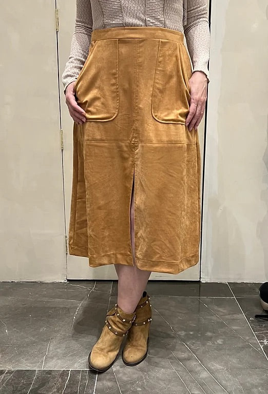FALDA TIPO SUEDE CAMEL