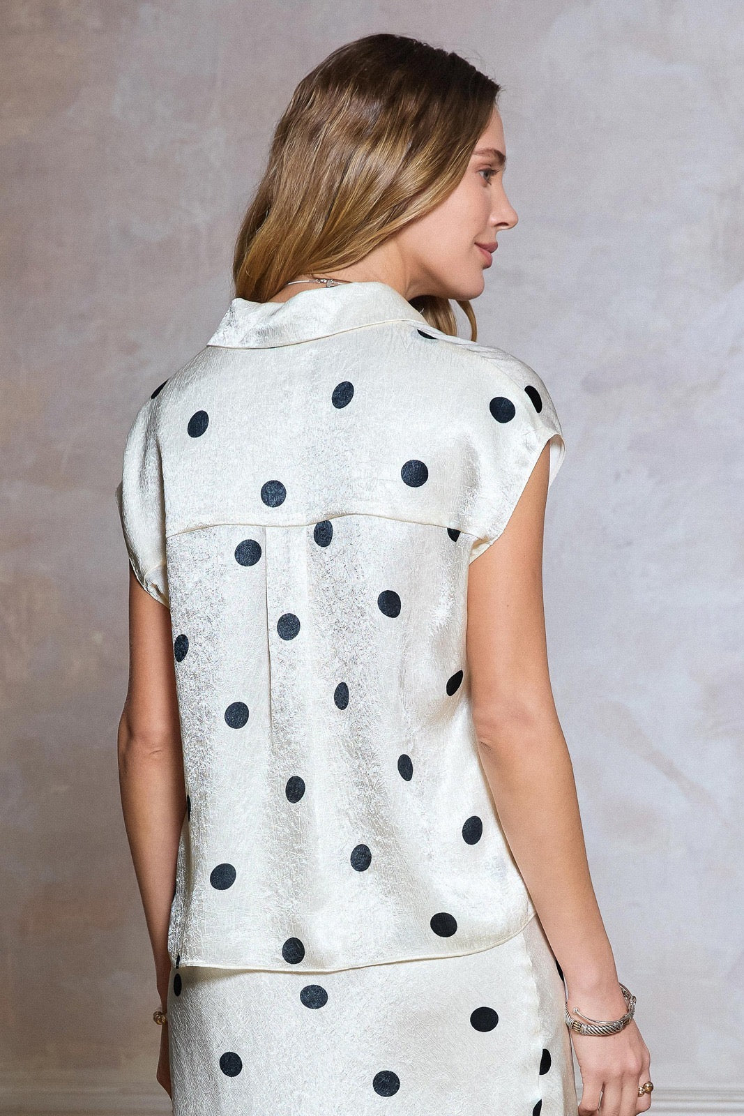 BLUSA POLKA BOTONES