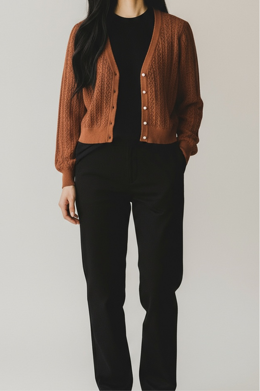 CARDIGAN PUNTEADO CON BOTONES