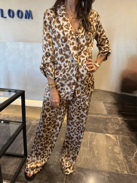 SET ANIMAL PRINT SATINADO