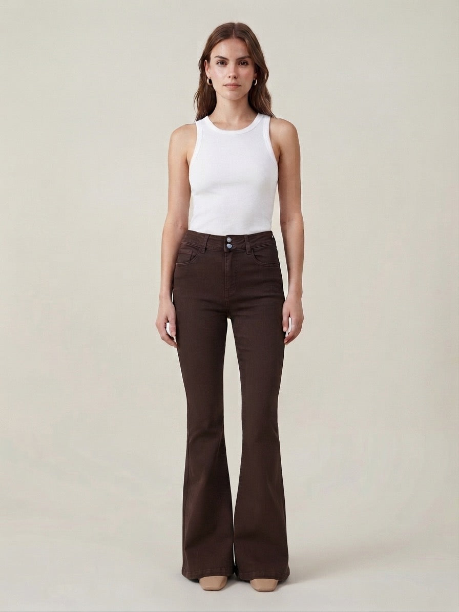 SKINNY FLARED JEANS CON DOBLE BOTÓN