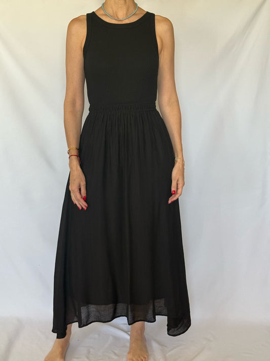 VESTIDO INTEGRADO TOP CAMISETA/FALDA