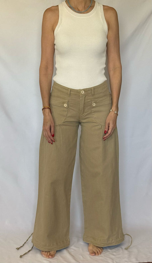 LOTUS JEANS