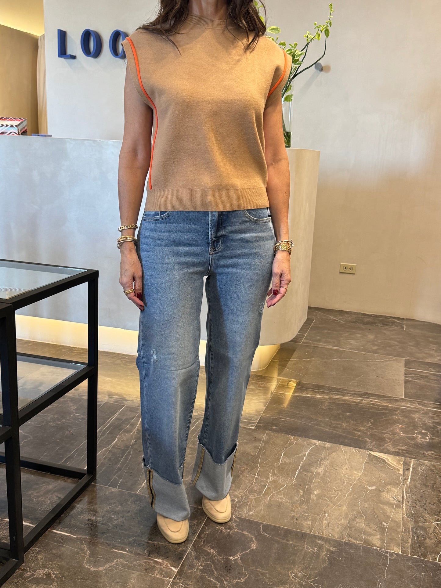 CUFFED JEANS