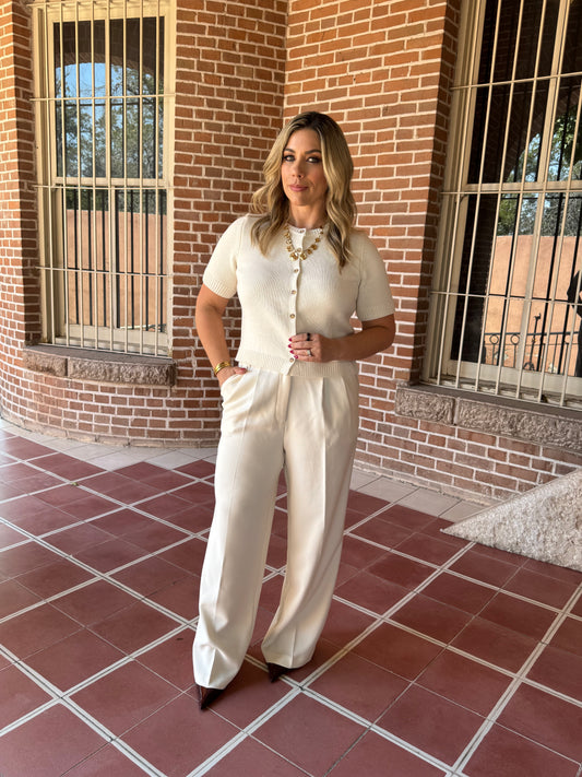 SET BLUSA PUNTO MANGA CORTA Y PANTALÓN DE PINZAS IVORY