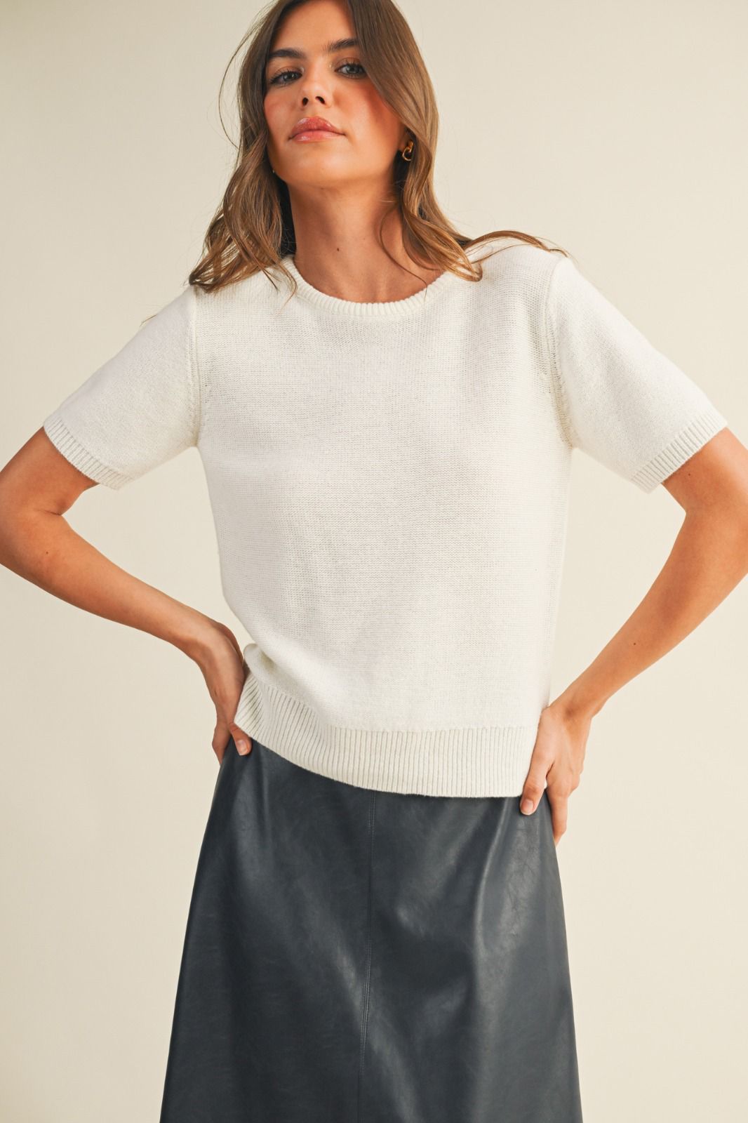 BLUSA PUNTO CUELLO REDONDO MANGA CORTA OFF WHITE