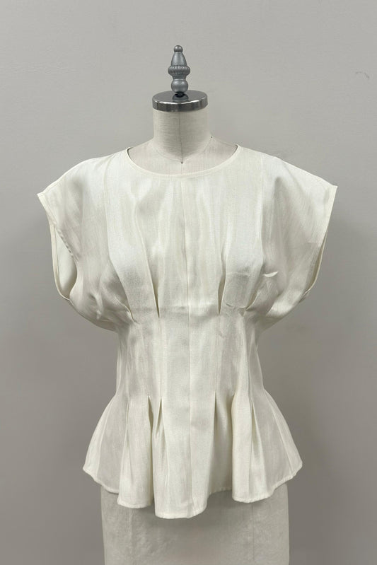 BLUSA CON PINZAS CREAM